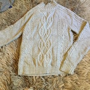 Abercrombie and Fitch Super Cute Grey Sweater!!